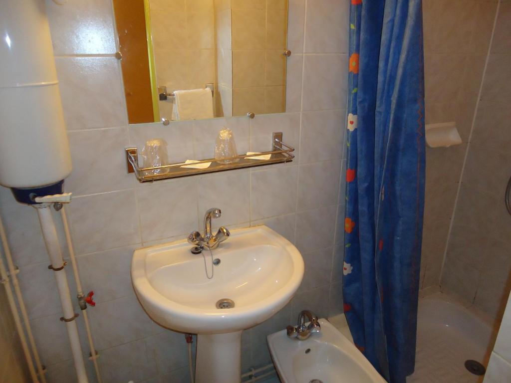 Hotel Des Belges Paris Rum bild